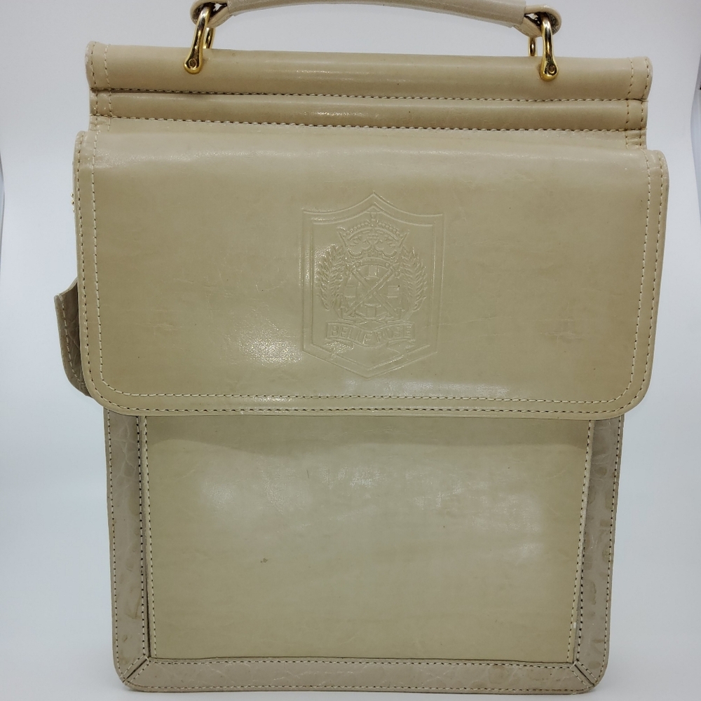 Cream shoulder bag